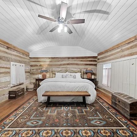 Rustic Augusta Cabin ภายนอก รูปภาพ