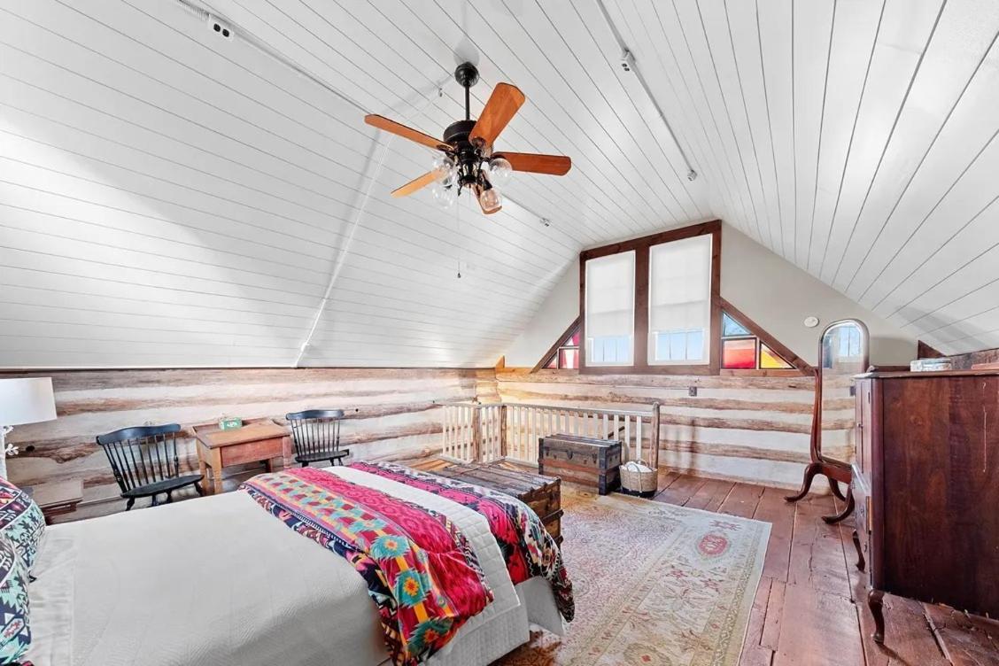 Rustic Augusta Cabin ภายนอก รูปภาพ