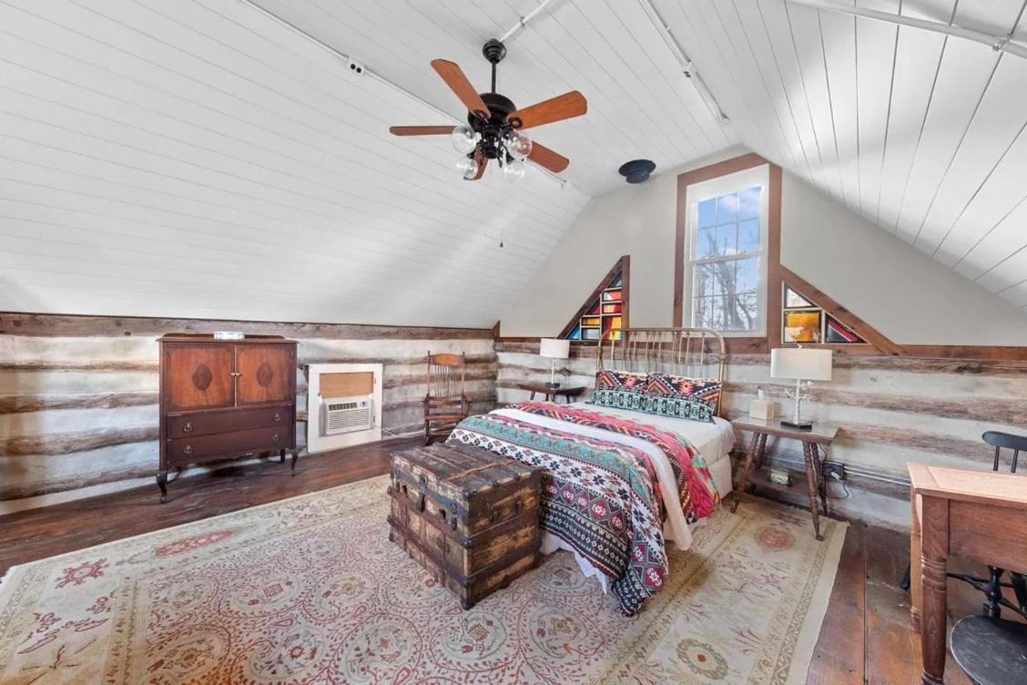Rustic Augusta Cabin ภายนอก รูปภาพ
